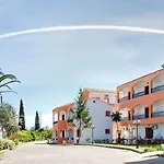 Victoria Hill Hotel 3*