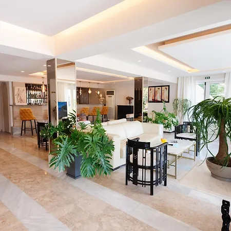 Victoria Hill 3*