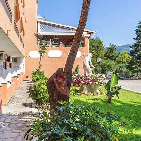 Victoria Hill Dassia (Corfu)