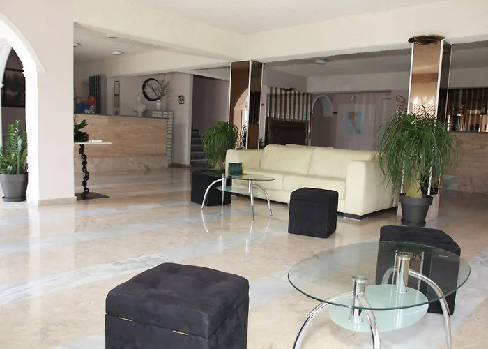 Victoria Hill 3* ذيسْخا