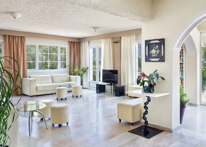 فندق Victoria Hill 3*